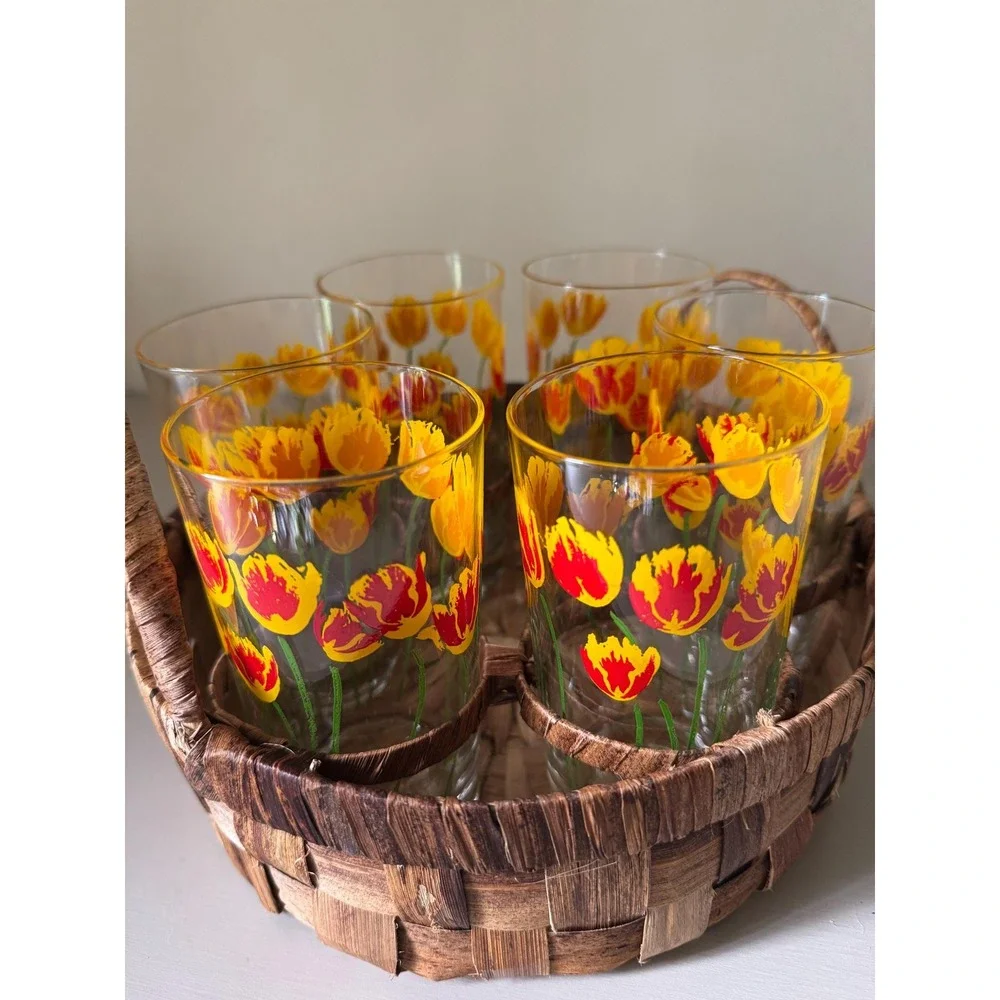 Jane Lynn Tulip Juice Glasses Set | MCM Retro Floral Tumblers, Woven Caddy